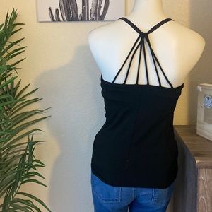 ‼️Closet Clear Out‼️ 
Athleta Black Tank